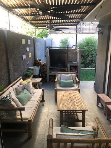 SECTOR NUEVA COSTANERA/ REMODELADA/PASAJE CERRADO