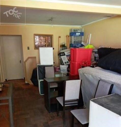 Unimarc Manquehue Sur, Latadia