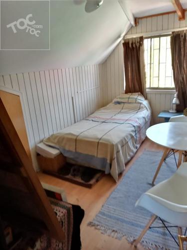 Unimarc Manquehue Sur, Latadia