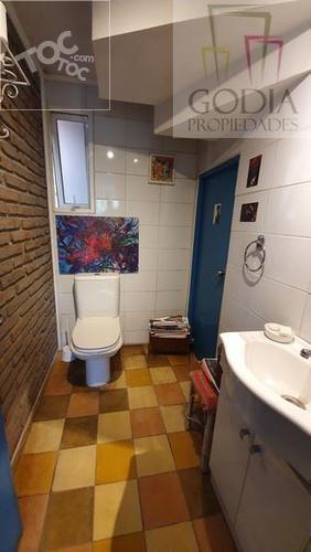 Impecable casa en calle Reina Victoria