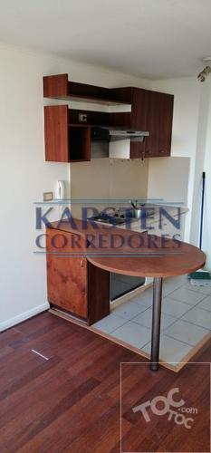 ARRIENDO DEPARTAMENTO DE 1D 1B EN UN PISO 8 A DOS CUADRAS DEL METRO ESTACIÓN SANTA ANA SANTIAGO CENTRO