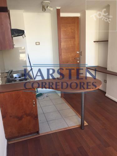 ARRIENDO DEPARTAMENTO DE 1D 1B EN UN PISO 8 A DOS CUADRAS DEL METRO ESTACIÓN SANTA ANA SANTIAGO CENTRO