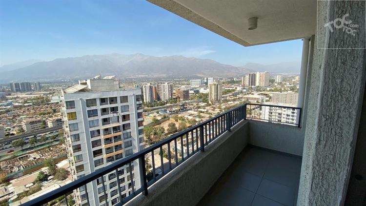 Vicuña Mackenna Poniente/ Metro Mirador