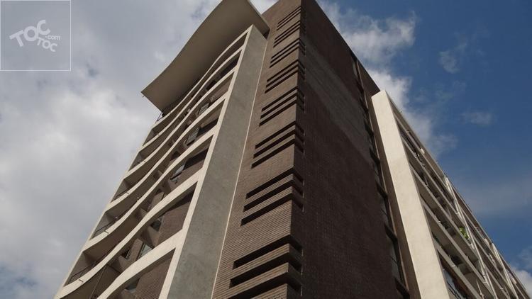 Se Arrienda Departamento estilo mariposa en Av. Irarrazaval, comuna de Ñuñoa
