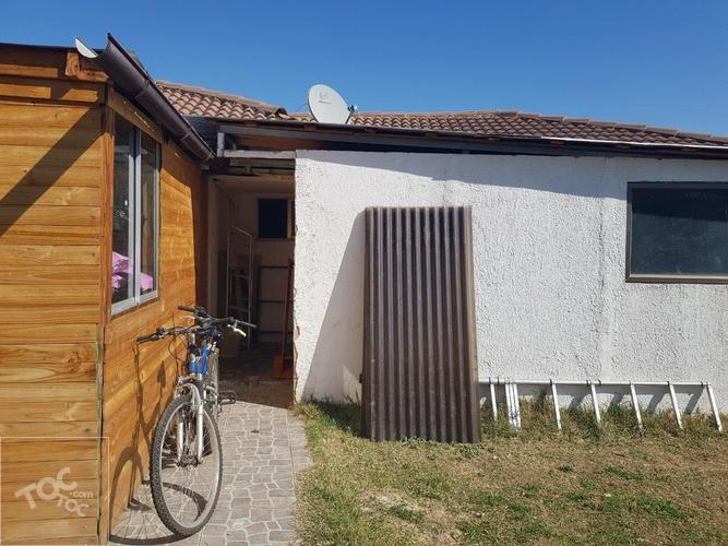 Casa con gran terreno en Alcalde Fernando Castillo Velasco/Julia Bernstein