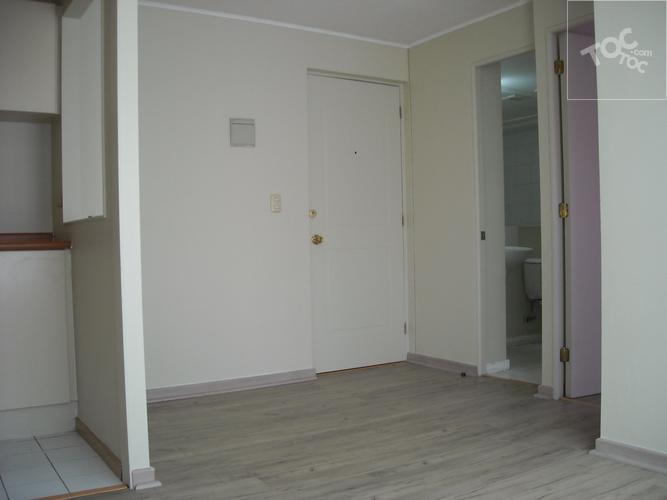 Maturana 750, Santiago