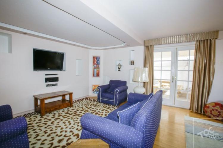 CASONA EN BARRIO UNIVERSITARIO EN VENTA