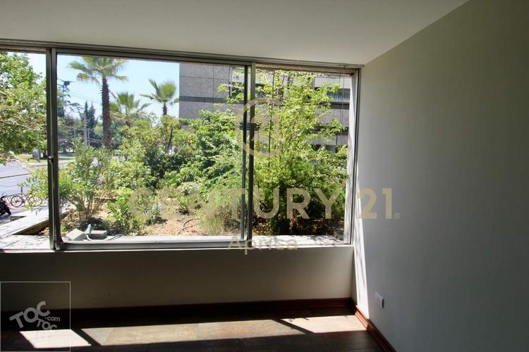 Avenida Vitacura 5071