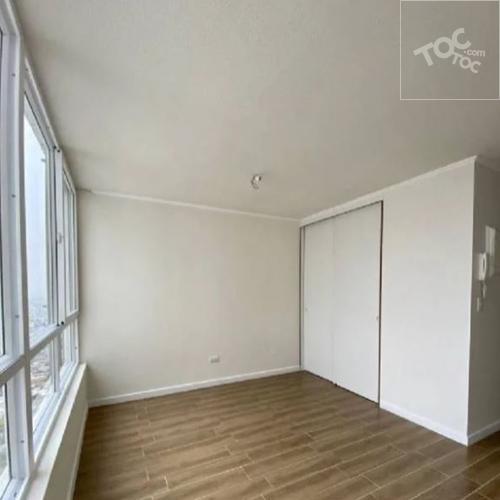 Buzo Sobenes 4650, Condominio Gran Estacion