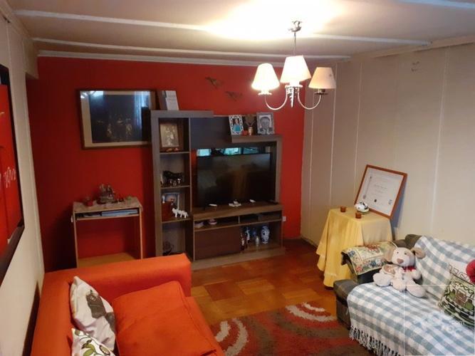 Casa en pasaje cerrado Blenda. Conchalí.