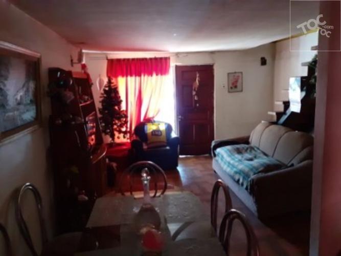 Acogedora casa Cardenal Caro, Conchalí