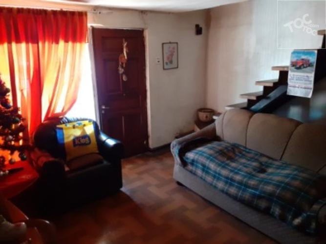 Acogedora casa Cardenal Caro, Conchalí