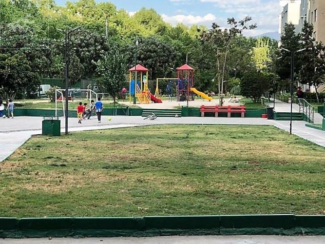 Ricardo Cumming / Pdte. Balmaceda, FRENTE AL PARQUE DE LOS REYES