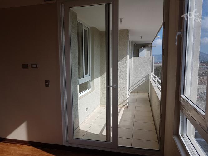cuatro poniente 0155 303, Maipú