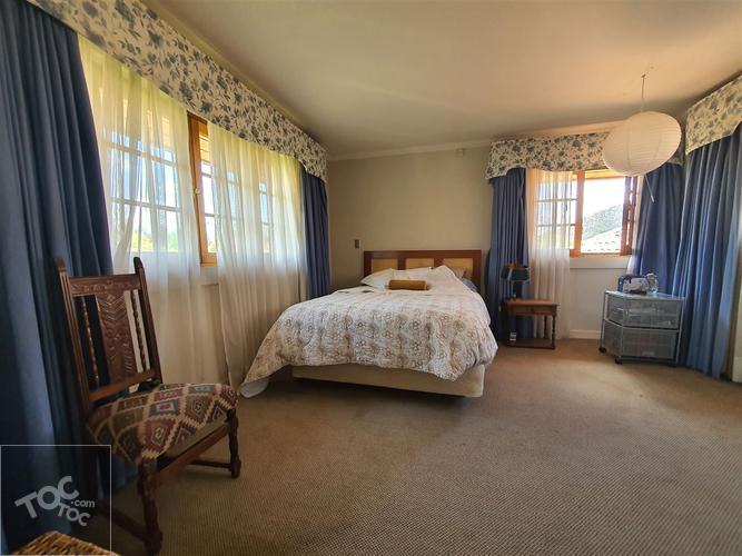 SE VENDE CASA DE LUJO, OPORTUNIDAD, POR APURO, SEMI AMOBLADA, CLUB DE GOLF LAS PALMAS