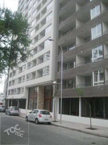 Se arrienda estupendo Angamos - Metro Santa Isabel