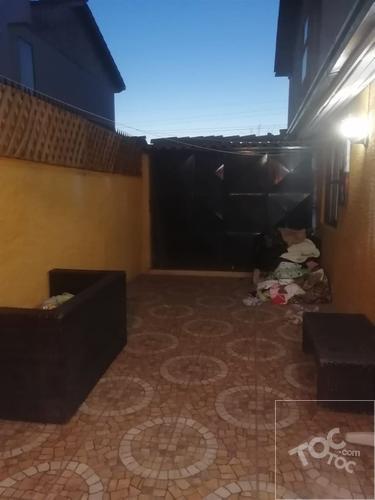 Paradero 7 de pajaritos, Domingo ortiz de rozas esquina las torres
