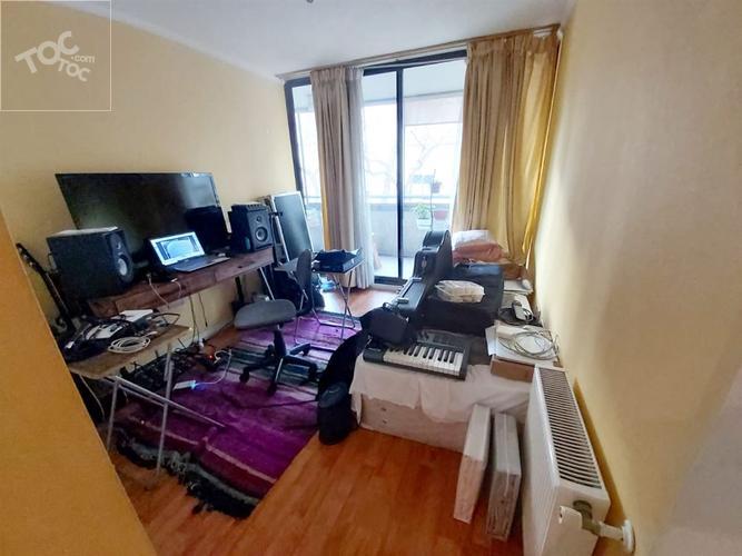 AMPLIO DEPTO CON EXCELENTE UBICACIÓN EN ANTONIO VARAS 710 PROVI