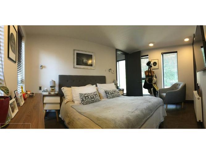 Se vende espectacular depto con patio interno