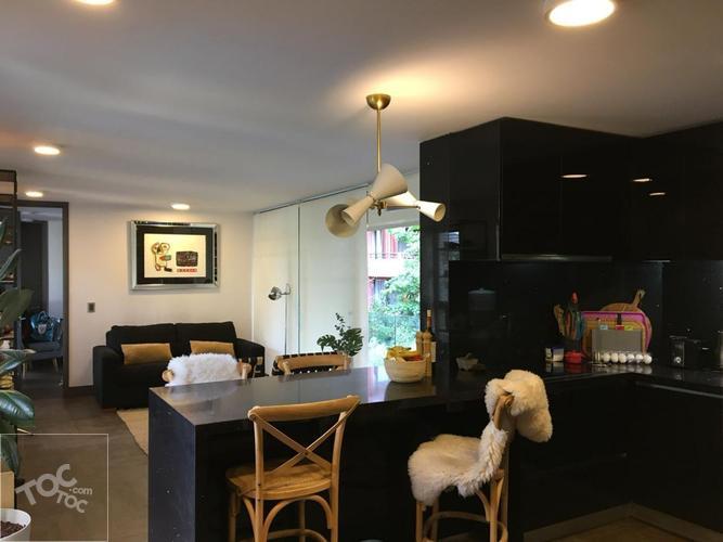 Se vende espectacular depto con patio interno