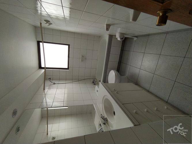 SE ARRIENDA AMPLIO DEPTO. 4D/4B + 2 ESTAC. – MANQUEHUE/COLON