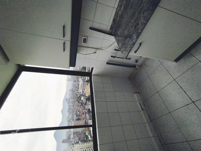 SE ARRIENDA AMPLIO DEPTO. 4D/4B + 2 ESTAC. – MANQUEHUE/COLON