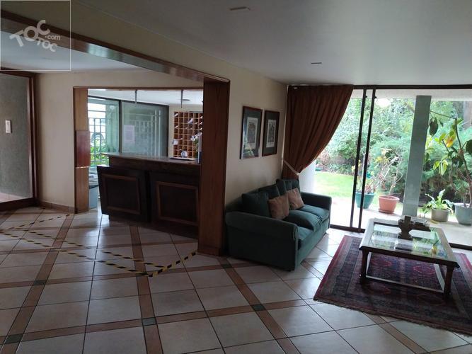 SE ARRIENDA AMPLIO DEPTO. 4D/4B + 2 ESTAC. – MANQUEHUE/COLON