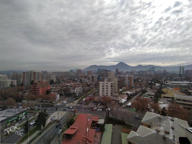 SE ARRIENDA AMPLIO DEPTO. 4D/4B + 2 ESTAC. – MANQUEHUE/COLON