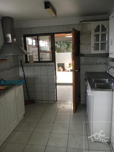 Amplia y Luminosa casa en excelente ubicación