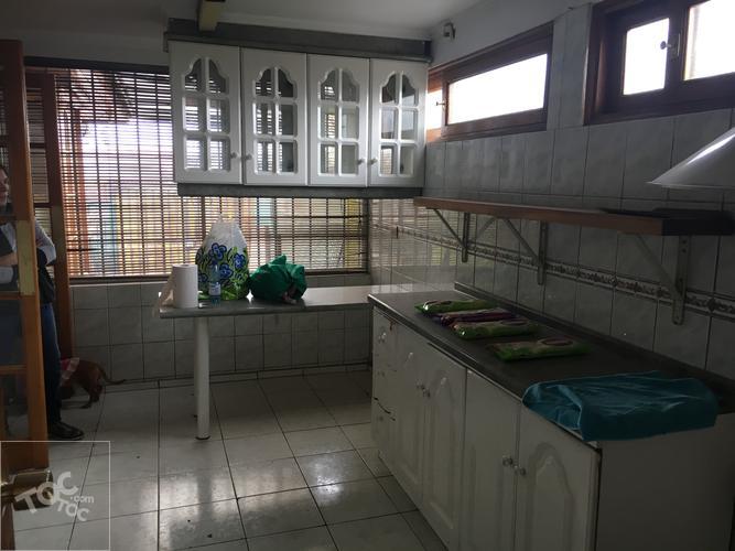 Amplia y Luminosa casa en excelente ubicación