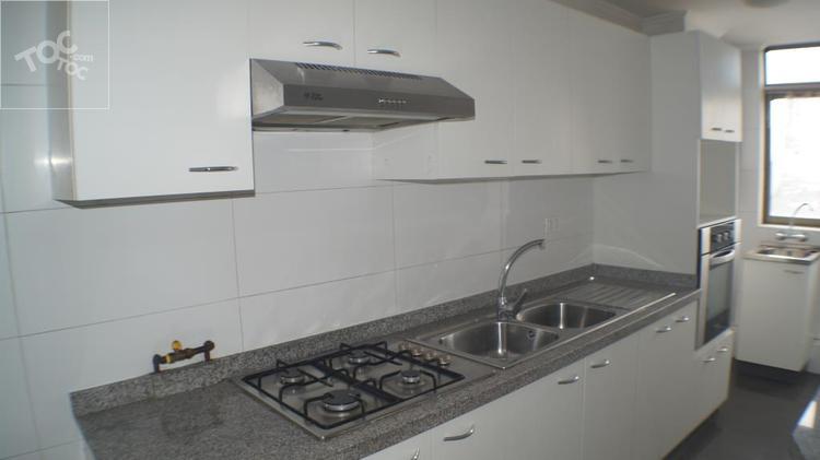 Departamento 2 Dormitorios, 2 Baños a Pasos de Metro Departamental