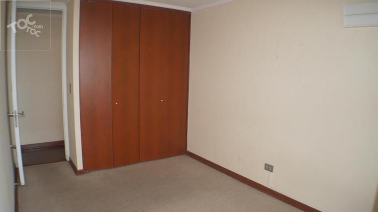 Departamento 2 Dormitorios, 2 Baños a Pasos de Metro Departamental