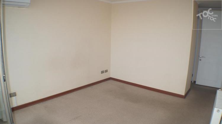 Departamento 2 Dormitorios, 2 Baños a Pasos de Metro Departamental