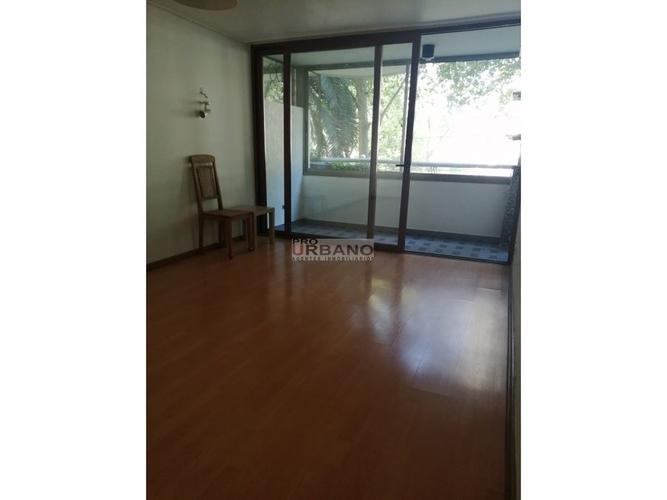 Amplio Departamento en Excelente Ubicación en Providencia