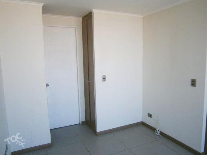 Se arrienda Departamento en Angustinas - Metro Santa ana