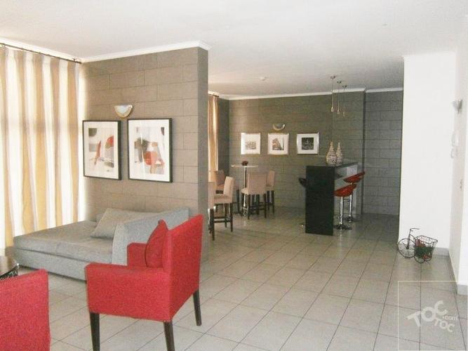Se arrienda Departamento en Angustinas - Metro Santa ana