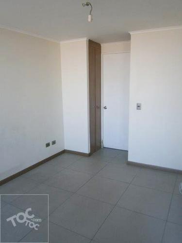 Se arrienda Departamento en Angustinas - Metro Santa ana