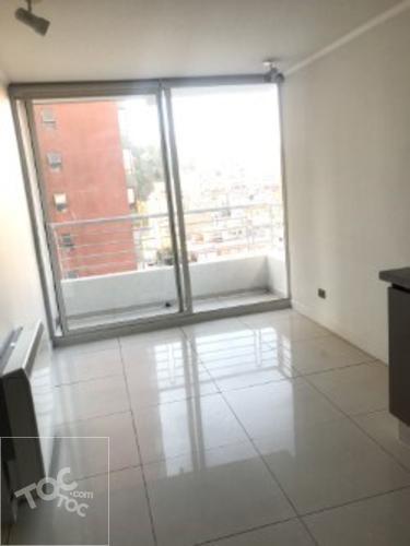 Sara Del Campo 535 Departamento 1514 Comuna Santiago 1 Habitación 1 Baño Metro Santa Lucia