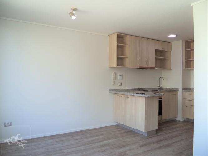 ARRIENDO METRO ÑUBLE / SANTA ELENA / CELIA SOLAR