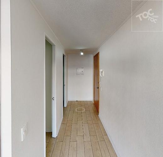 ARRIENDO METRO SANTA LUCIA / CARMEN / MARIN