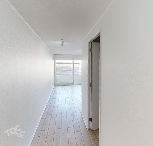 ARRIENDO METRO SANTA LUCIA / CARMEN / MARIN