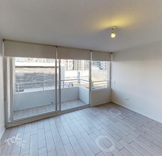 ARRIENDO METRO SANTA LUCIA / CARMEN / MARIN