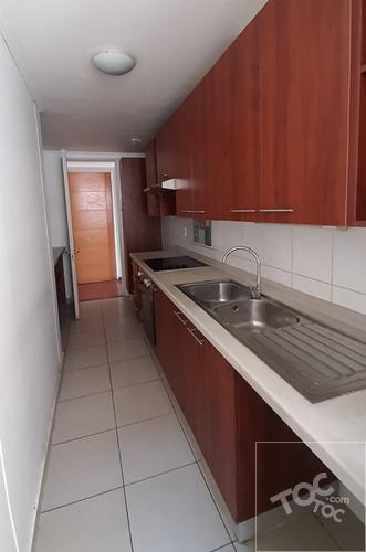 Se vende lindo departamento en Macul con calle Los Olmos