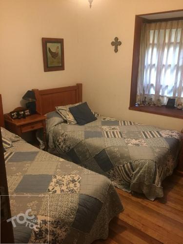 Casa 250 m2, 7 dormitorios, 3.000 m2 terreno, Alto Pinar