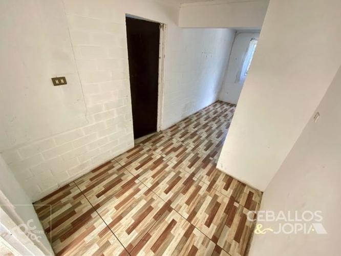 Ceballos & Jopia, Casa esquina / Villa Alemana