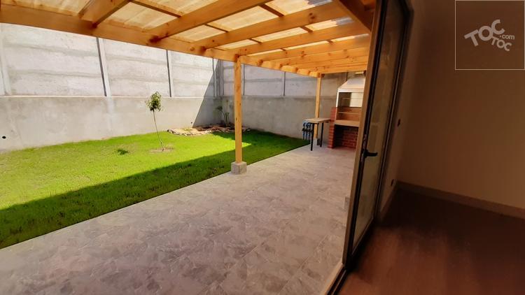 Calle Los Corraleros, Cumbres del Peñon 08164, Puente Alto