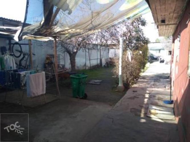 Casa con amplio terreno de uso mixto con 7D 3B, Comuna de San Joaquin