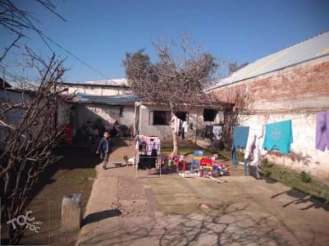 Casa con amplio terreno de uso mixto con 7D 3B, Comuna de San Joaquin