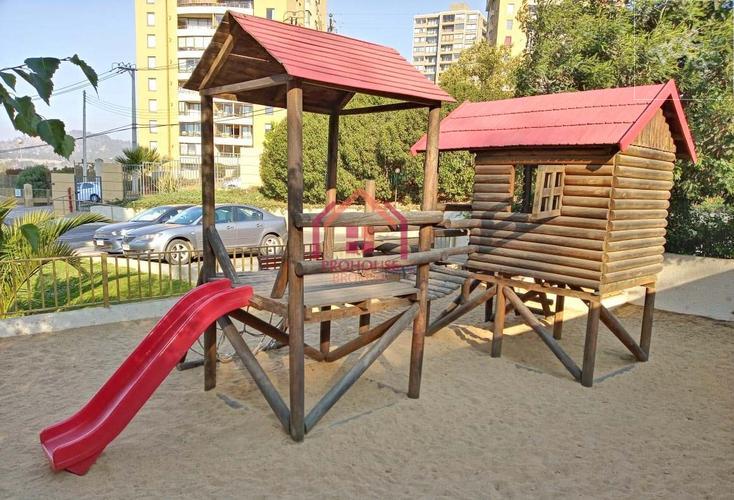 Se vende departamento y 2 estacionamientos en Castilla Gómez Carreño