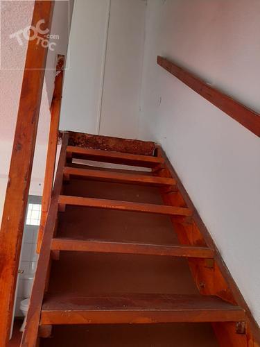 Se vende Casa 2 pisos , Villa Gabriela Mistral